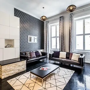 Bpr B&w Elegant Apartamento