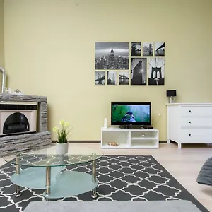 Akác Apartamento