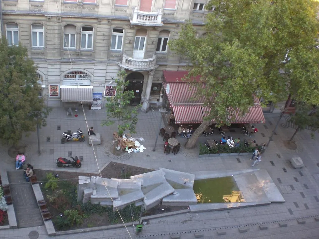 Broadway Center Rooftop View Apartment Budapešť